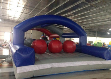 De nieuwste Lopende Spelen van Hindernis Opblaasbare Sporten met Ballen bevestigden 9m snakken