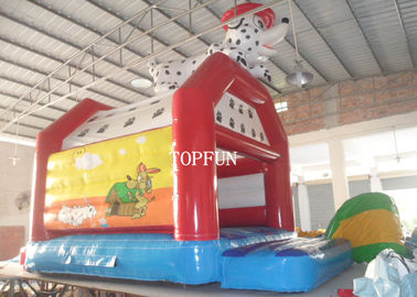 5 X Huis Inflatables van de 4 het Leuke Grappige Jonge geitjessprong van M met Dierlijk Beeldverhaal