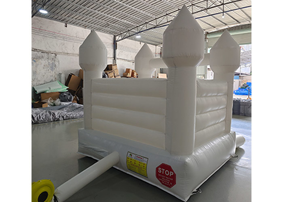 Het opblaasbare van de het Huwelijksuitsmijter van het Uitsmijterkasteel Witte Opblaasbare Huis voor Jonge geitjes