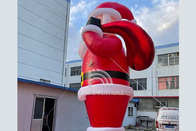 Reuze Opblaasbare Santa Claus With Kerstmisdecoratie van de Giftzak Openlucht