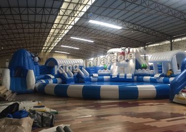 Het aangepaste Witte Grappige Grote Opblaasbare Materiaal van het Waterpark voor Jonge geitjes/Volwassenen