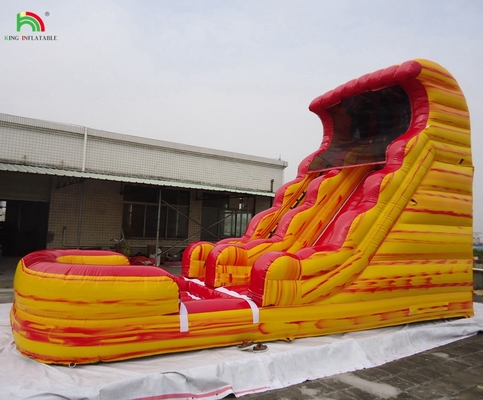 Buitentuin Kinderen natte springhuis waterglijbaan springers tropische opblaasbare commerciële waterslide