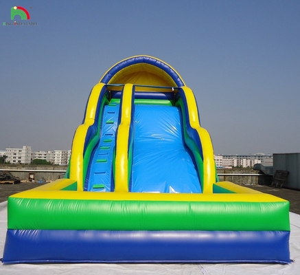 Commercieel opblaasbaar springhuis met waterslide Kinders springkasteel