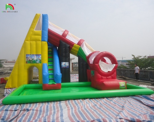 Gepersonaliseerde commerciële kasteel kinderen opblaasbare speeltuin trampoline water glijbaan springende combo bouncer