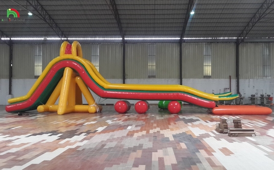Opblaasbare speeltuin Obstakel Sportveld Opblaasbare waterslide met zwembad