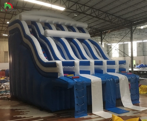 Hoogwaardige buitenopblaasbare waterslide / commerciële opblaasbare waterslide
