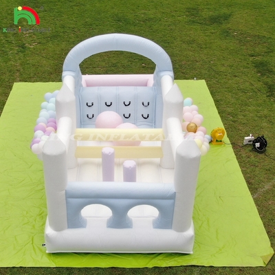 Opblaasbare uitsmijter Combo Hindernisbaan Bounce Kasteel Huis Met Glijbanen Ball Pit Klimmen Blower