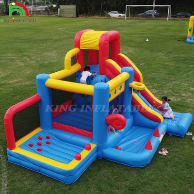 Opblaasbare obstakelbaan Bounce House Kasteel met glijbanen Bounce Area en Obstakels Klimmen met Blower