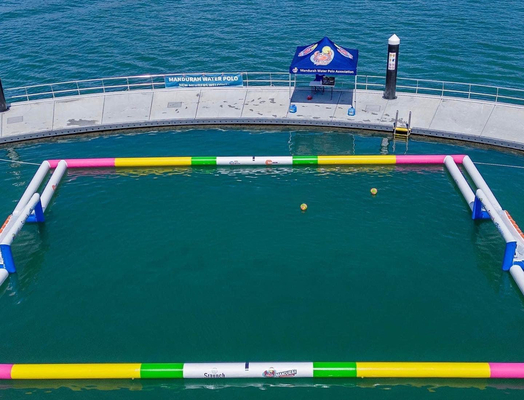 Opblaasbaar watersportspel Opblaasbaar waterpolo Voetbalveld Arena Court Aqua Opblaasbaar voetbalveld