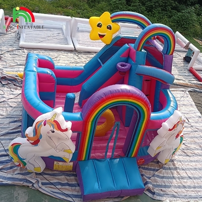 Opblaasbare uitsmijter Combo Hindernisbaan Bounce Kasteel Huis Met Glijbanen Ball Pit Klimmen Hindernis Blower