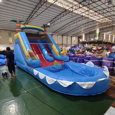 Commerciële kwaliteit PVC opblaasbare waterglijbaan met zwembad