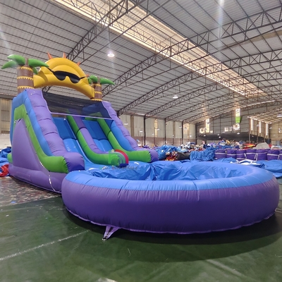 Commerciële waterglijbaan Full PVC Double Lane opblaasbare waterglijbaan met luchtdicht splashwaterbad