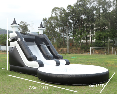 Waterglijbaan opblaasbare witte en zwarte waterslide Kindersglijbaan met grotere watersplashpool
