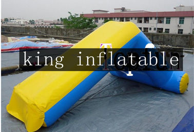 0.9mm het Geteerde zeildoek Openluchtslag van Pvc - omhoog Waterstuk speelgoed Ce Aangepaste Dia voor Waterpark