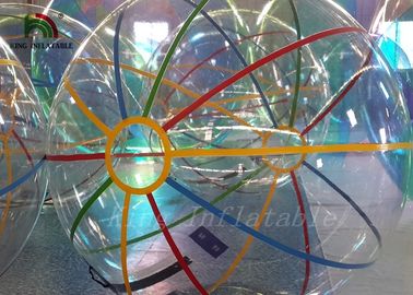 Aangepaste Kleinhandelsstreep kleurrijke Opblaasbaar Lopend op Waterballen Plato 1.0mm pvc