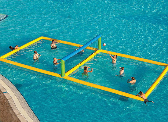 Pvc-Luchtdicht Opblaasbaar het Volleyballhof die van het Waterpark voor Jonge geitjesvolwassenen drijven