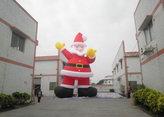 Maak vuurvast   210D nylon Kerstmis Vakantie Opblaasbare Santa Claus