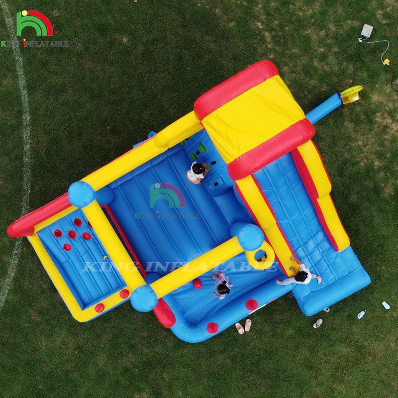 Opblaasbare obstakelbaan Bounce House Kasteel met glijbanen Bounce Area en Obstakels Klimmen met Blower